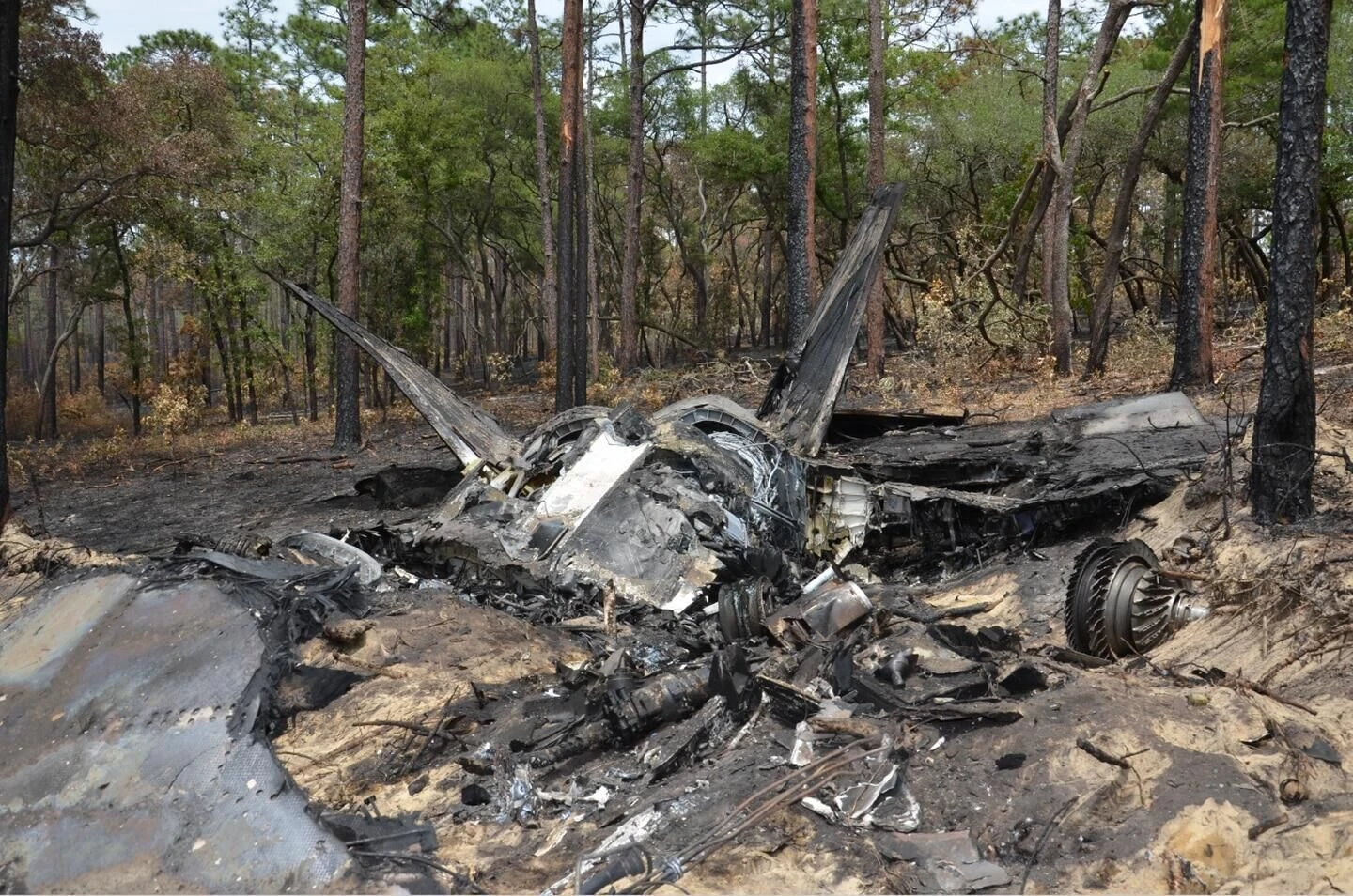 Không quân Mỹ hé lộ bí mật về vụ rơi tiêm kích F-22