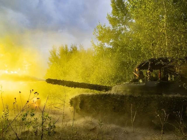 Tướng Syrsky điều chỉnh chiến thuật, rút quân từ Kursk về Donbass 