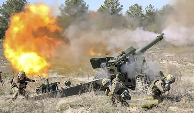 Ukraine kéo vũ khí khủng tới biên giới, sẵn sàng đối mặt mọi thách thức