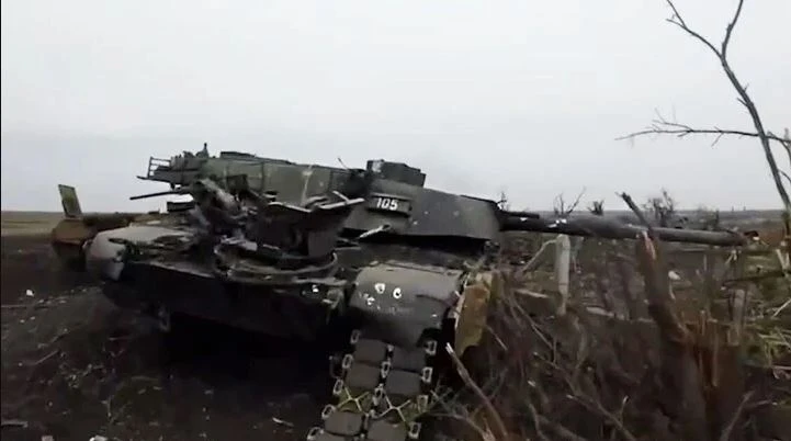 Tăng Abrams thành “con mồi” của UAV Nga trên chiến trường Ukraine