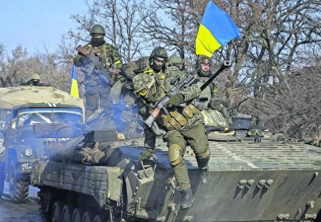 Ukraine quyết tiếp cận Tokmak trước những cơn mưa mùa thu