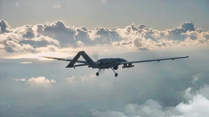 2 UAV TB2 và 2 Su-24 của Ukraine bị dân quân LPR bắn rơi
