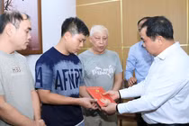 Hà Nội hỗ trợ 382 triệu đồng cho nạn nhân vụ cháy khiến 5 người tử vong