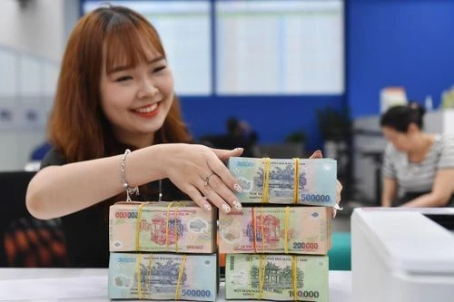 [VIDEO] NHNN yêu cầu giảm lãi suất, ưu tiên vốn cho sản xuất