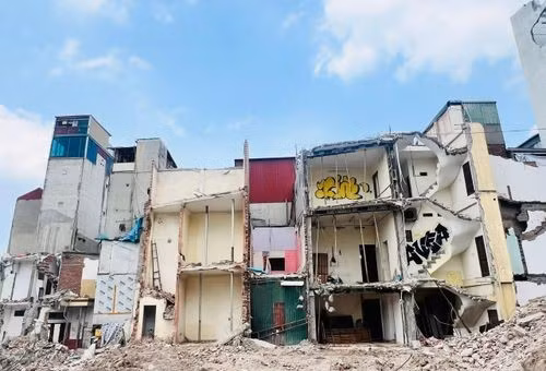 Hà Nội siết chặt quy định xử lý nhà siêu mỏng siêu méo sau mở đường