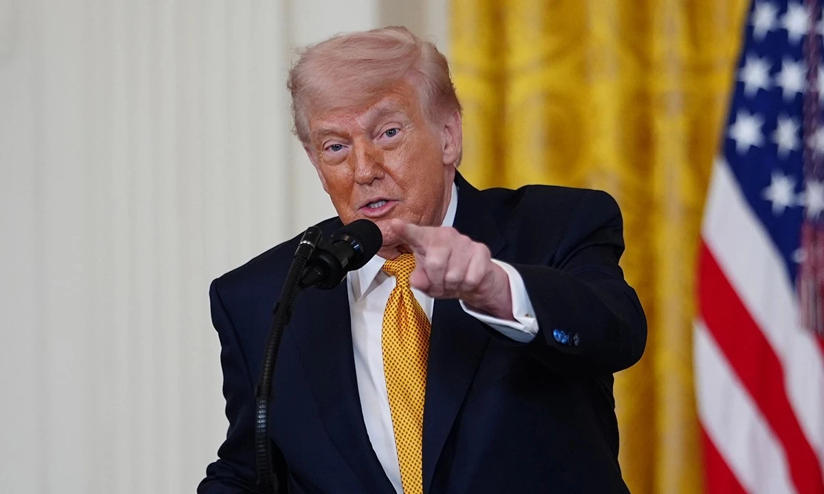 [VIDEO] Trump cảnh báo đáp trả dữ dội sau vụ 3 tàu Mỹ bị tập kích ở Hormuz