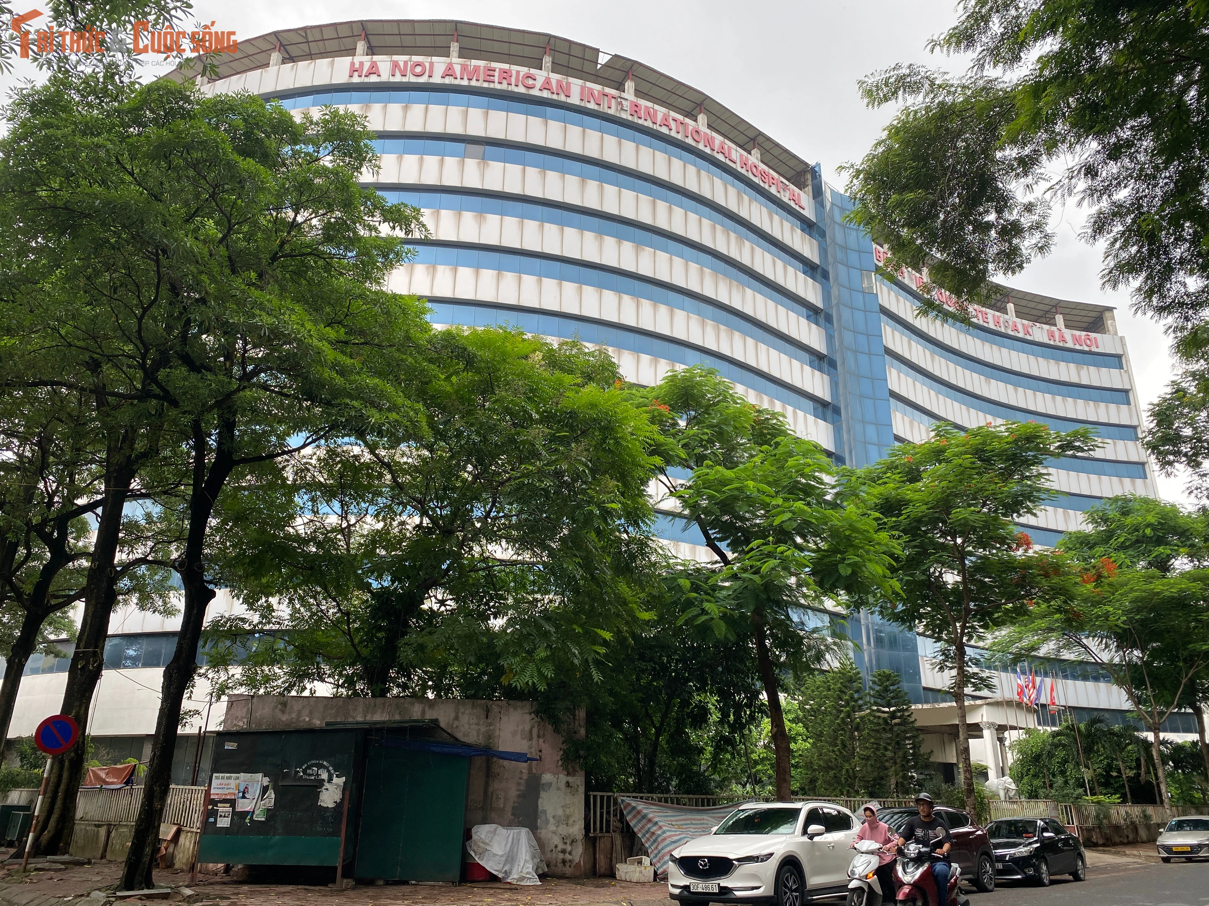Dự án bệnh viện 50 triệu USD hoang phế hơn hai thập kỷ giữa Hà Nội