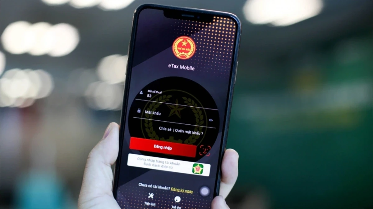 [VIDEO] Cài eTax Mobile, nhiều người tá hỏa phát hiện nợ thuế hàng trăm triệu