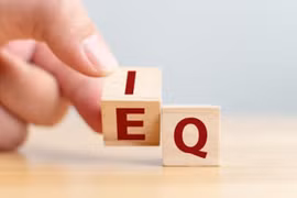 Người EQ cao thường có 11 điều đặc biệt này trong nhà