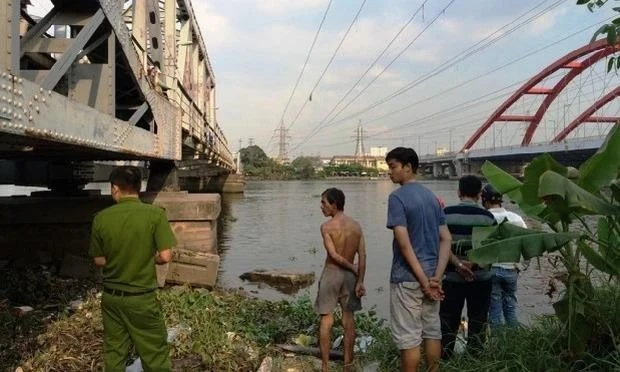 Cái chết bí ẩn của cô thôn nữ sau lời chọc ghẹo ở đám cưới
